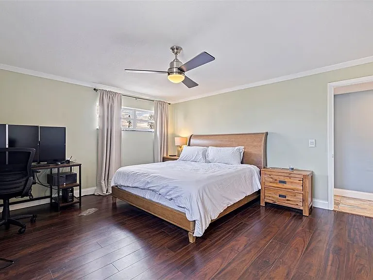 5000 Gulf Blvd #301 — Photo 23