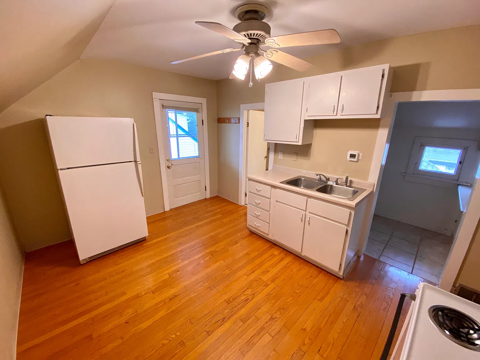 1 bed, $795 — Photo 3