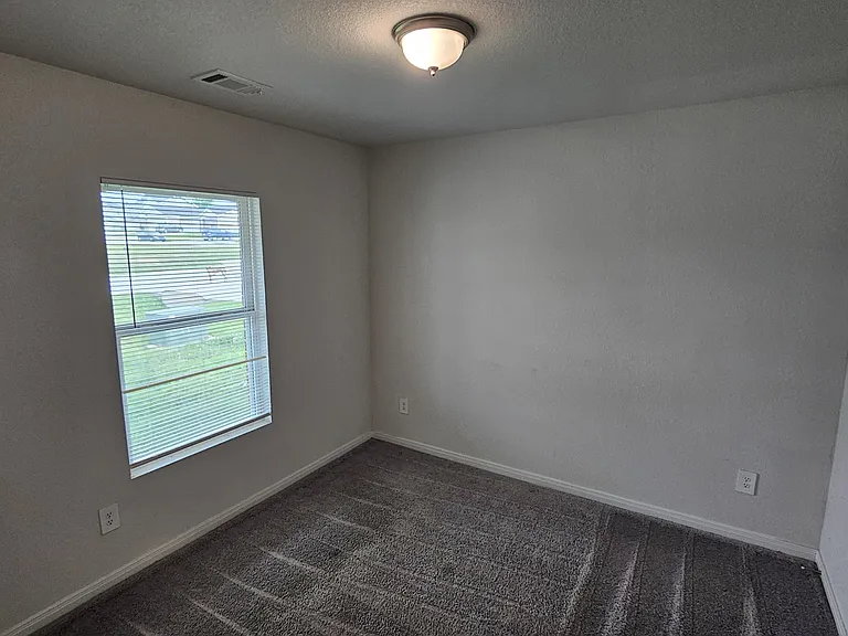 14214 Green Wing Cir — Photo 4