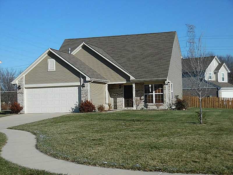 1st image of 4517 Angelica Dr
