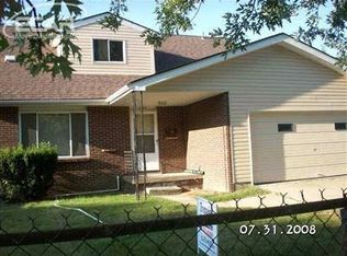 2257 Rosenfield Dr, Flint, MI 48505