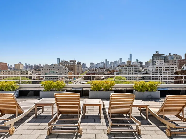 305 2nd Ave #Penthouse 1001 — Photo 22