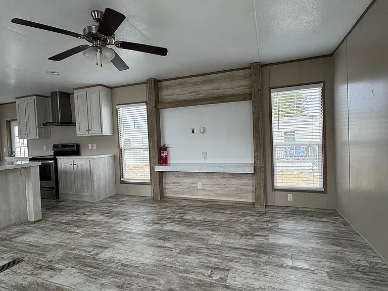 Woodlake Estates (TX) — Photo 13
