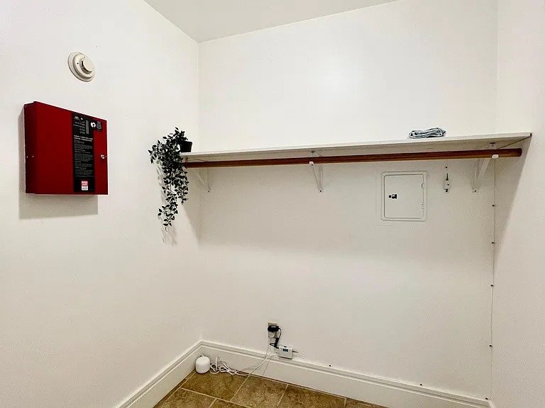 Spacious walk-in Closet