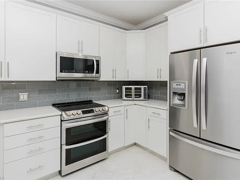 5257 Juliet Ct — Photo 10