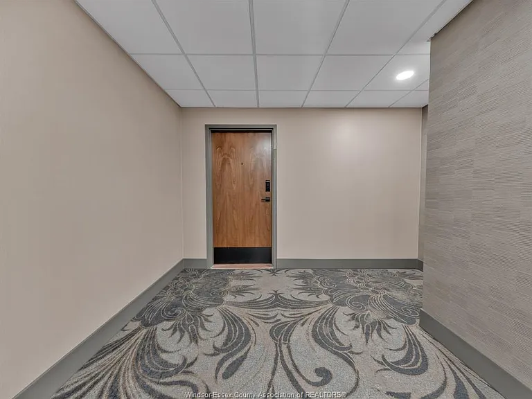 5125 Riverside Dr E #202 — Photo 4
