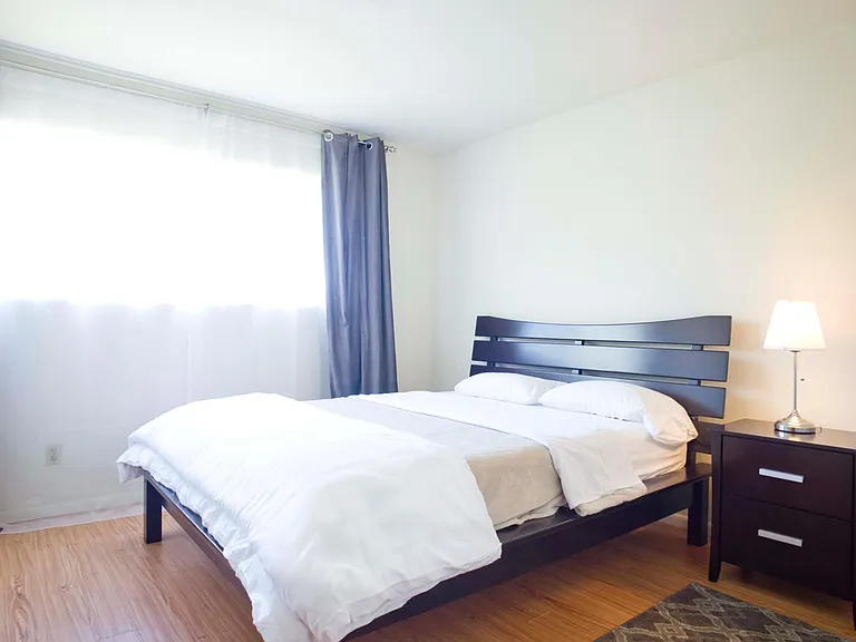 1033 Cordova St #11 — Photo 2