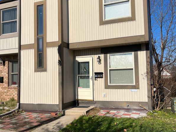 36 Helmsman Ct