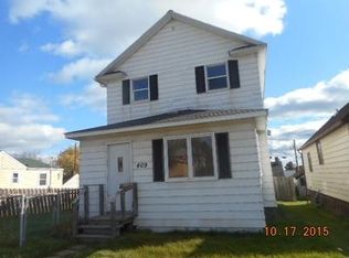 409 Broadway St S, Gilbert, MN 55741