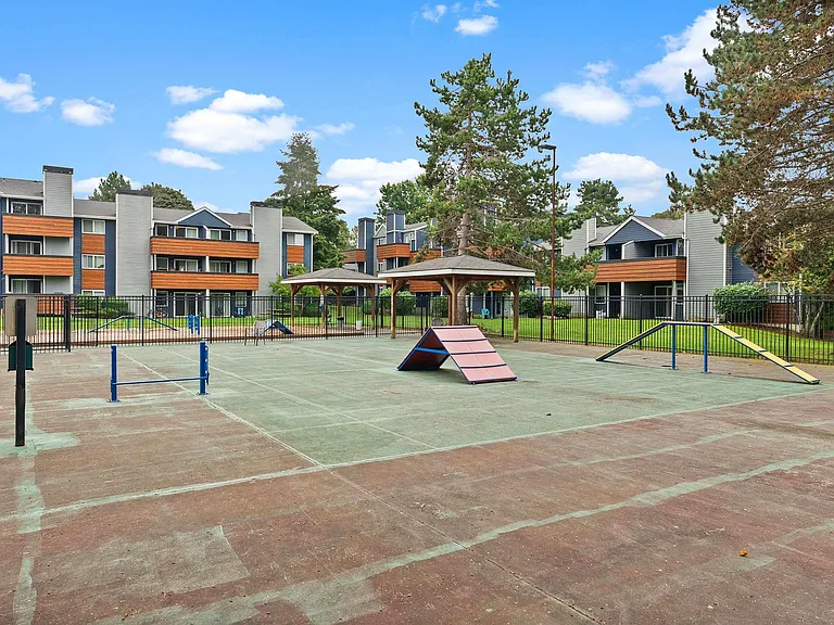 Northpoint Apartments — Photo 43