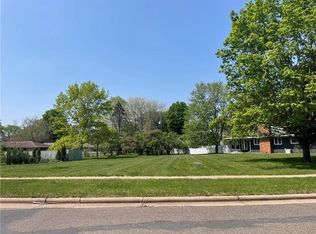 3226 May St, Eau Claire, WI 54701