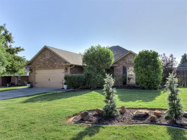 1916 Shawnee Trl, Choctaw, OK 73020