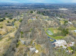 699 Plum Tree Rd, Barrington, IL 60010