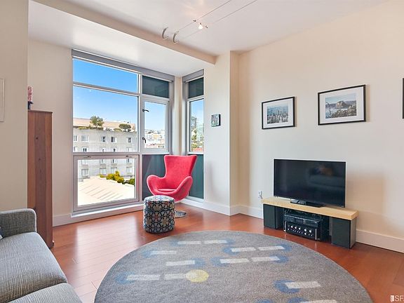 2nd image of 1299 Bush St #704