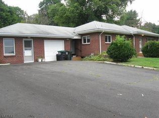 761 Milford Warren Gln, Milford, NJ 08848