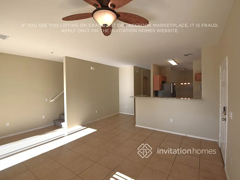 421 N 168th Ln — Photo 2