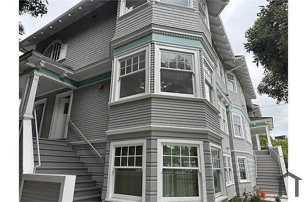 Building Photo - 471 34th St #471