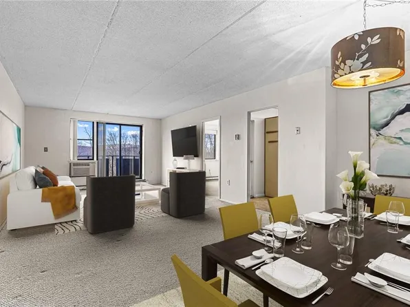 160 Academy Street #3H, Poughkeepsie, NY 12601