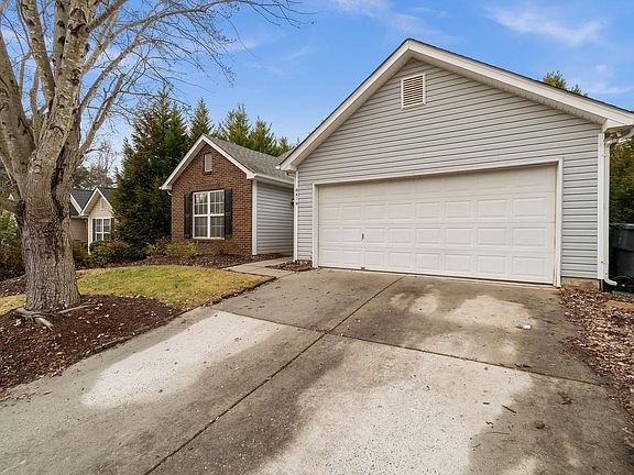 4th image of 6419 Gatesville Ln