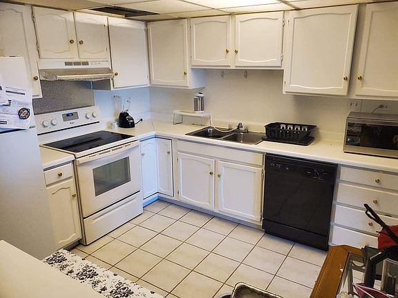 5th image of 375 Plum Creek Dr #3092