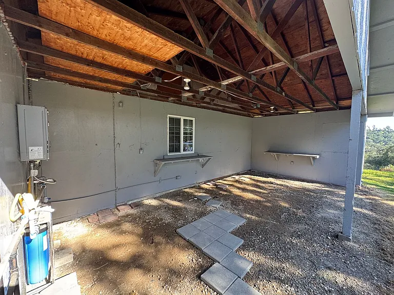 1571 Vista Grande Ln #B — Photo 12