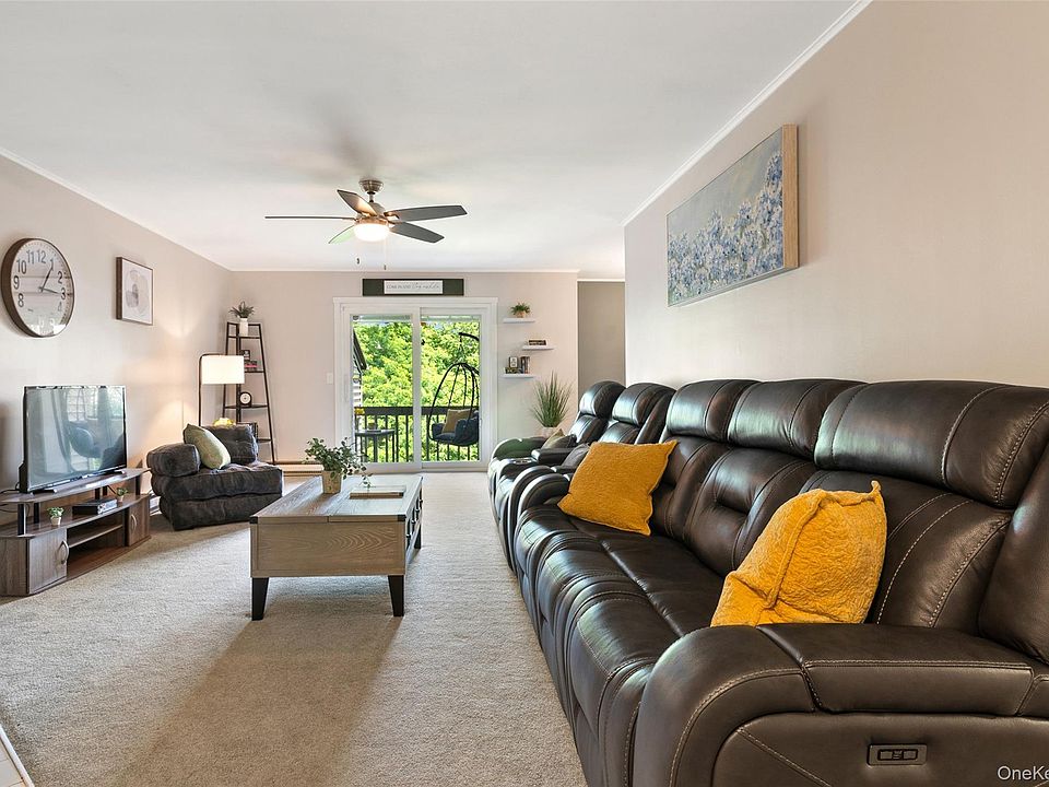 1st image of 606 Village Drive