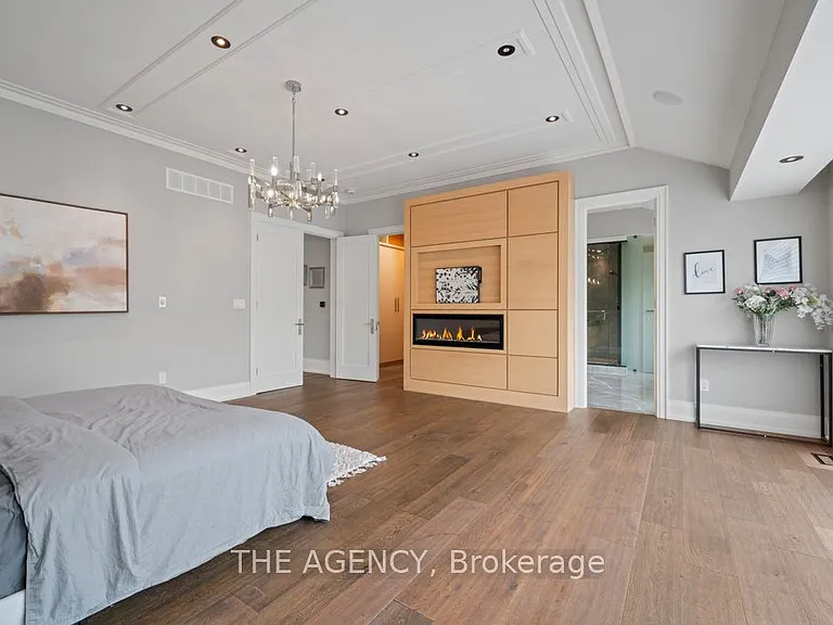 8 Frivick Ct — Photo 32