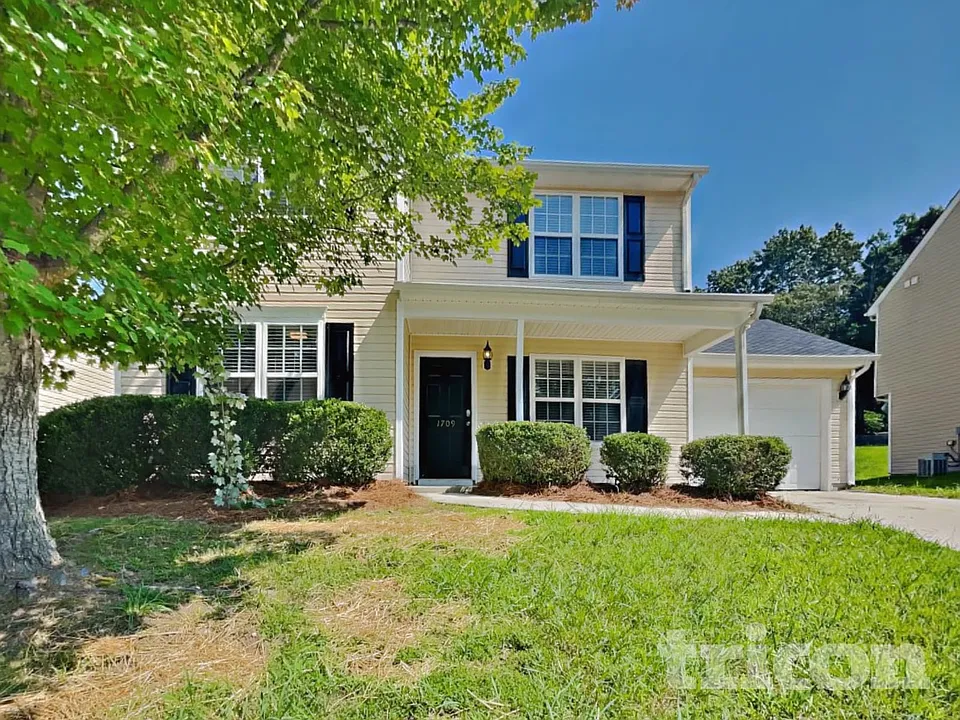 1709 Fern Hill Dr