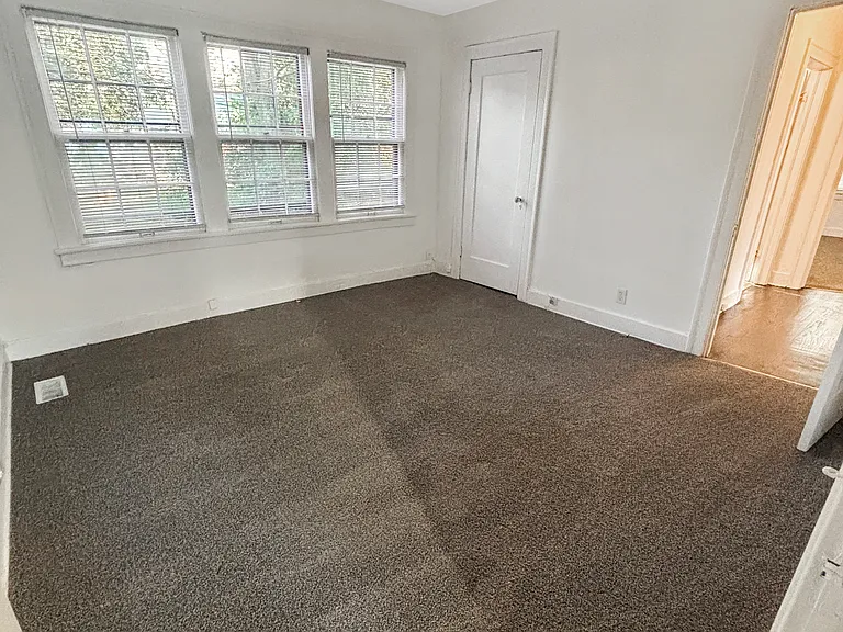 400 E Meyer Blvd #400 — Photo 8