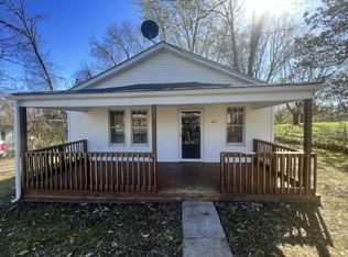 365 Maple St, Russell Springs, KY 42642