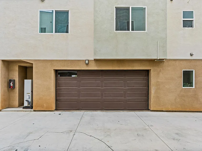 1029 S Montebello Blvd — Photo 69