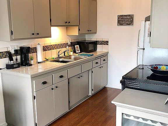 4th image of 335 Cedar Ave Unit 301