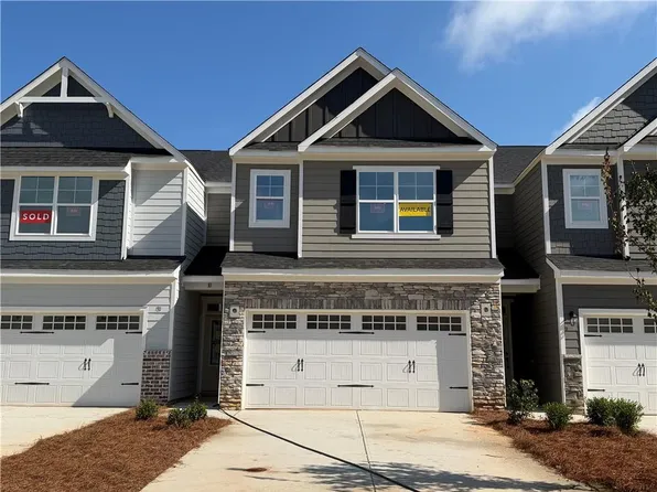 10 Trace Blf, Dawsonville, GA 30534