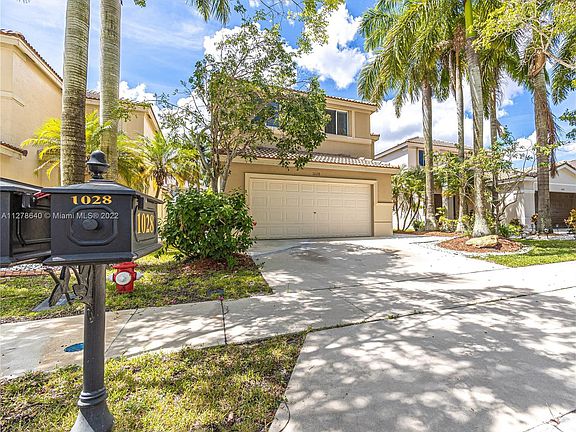 2nd image of 1028 Golden Cane Dr #1028