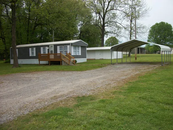 201 Herzog Ln, Paducah, KY 42003