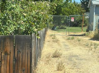 Lawnridge St, Medford, OR 97504