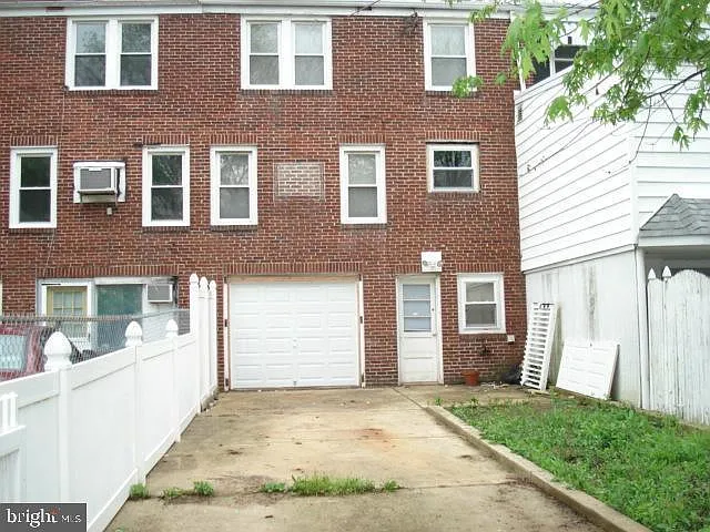 308 Comly Ave — Photo 3