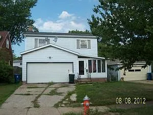 5904 Deering Ave photo 1