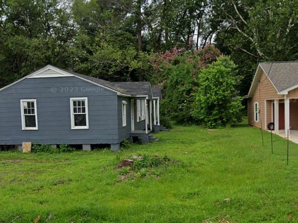 2nd image of 1008 S 4th St
