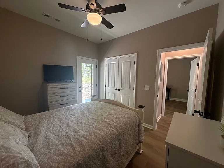 513 West End Circle — Photo 25