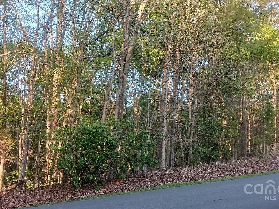 1st image of 122 Plum Tree Ln #121