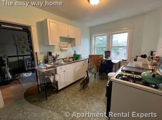 142 Huron Ave #8, Cambridge, MA 02138