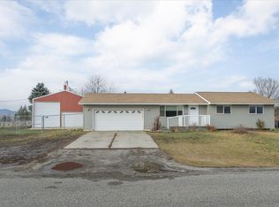 25505 E River Rd, Otis Orchards, WA 99027