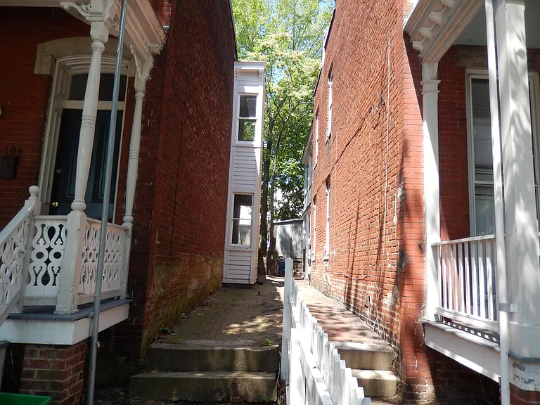 106 S Pine St — Photo 23