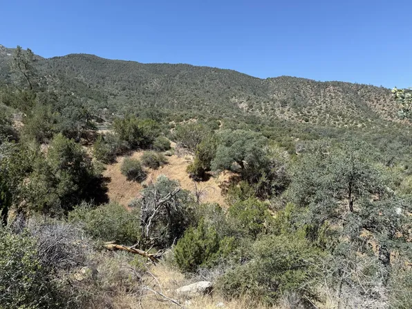 S Alpine St, Bodfish, CA 93205