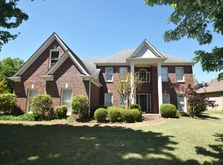 1787 Charrington Ln, Collierville, TN 38017