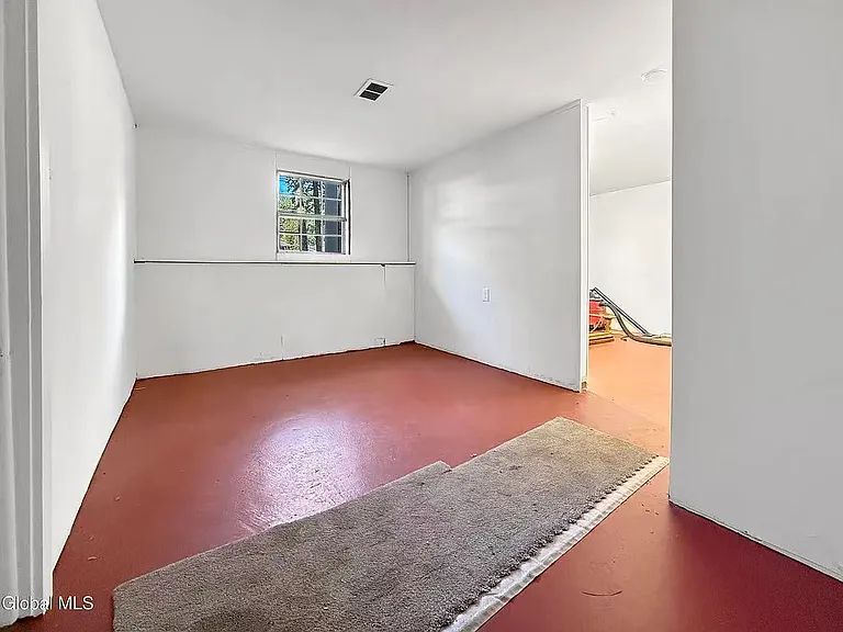 1 Orenda Spring Dr — Photo 6