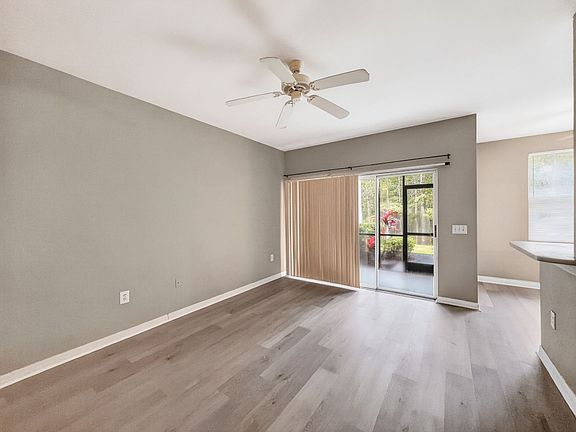 3rd image of 7940 Preserve Cir APT 916