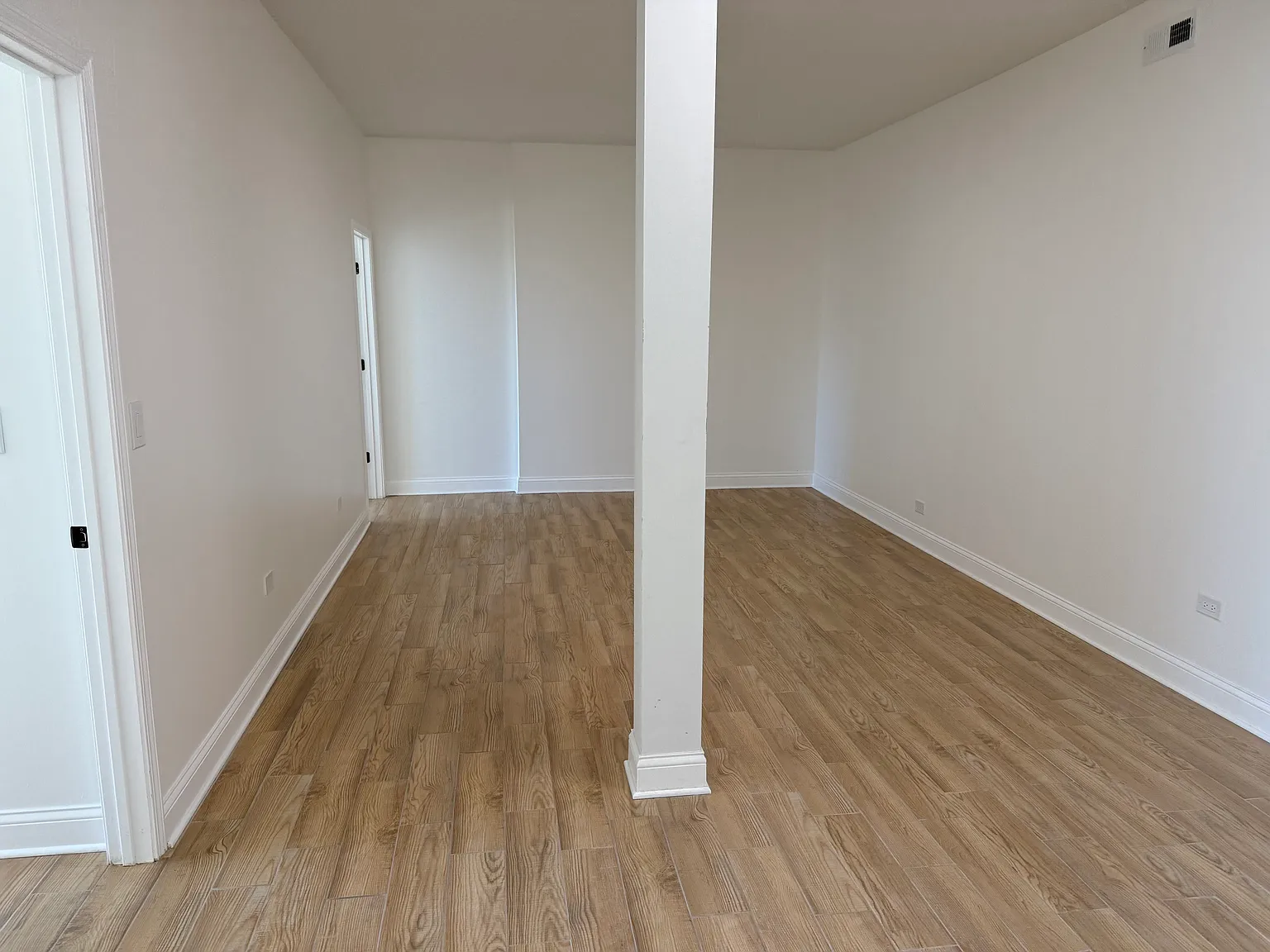 2 bed, 900 sqft, $1,650 — Photo 4