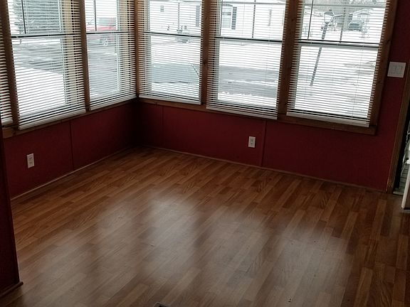 3rd image of 5674 Rowling Meadows Dr